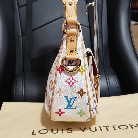 1️⃣7️⃣0️⃣0️⃣Authentic Multicolor blanc Lodge PM - Picture 7 of 16